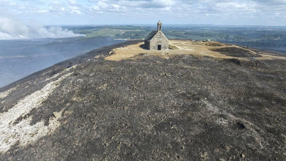 Le Mont Saint-Michel de Brasparts: Un joyau méconnu de la Bretagne